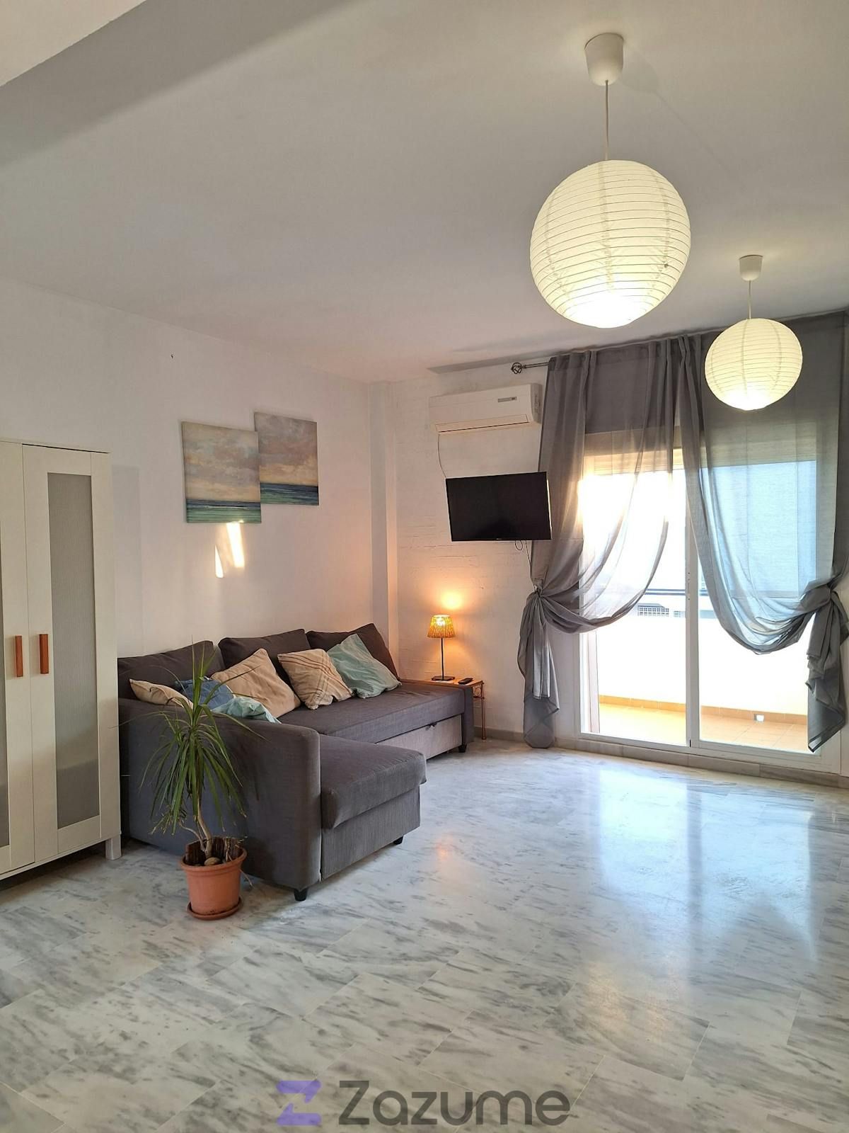 Living room of Study to rent in Fuengirola  with Air Conditioner, Private garden and Terrace
