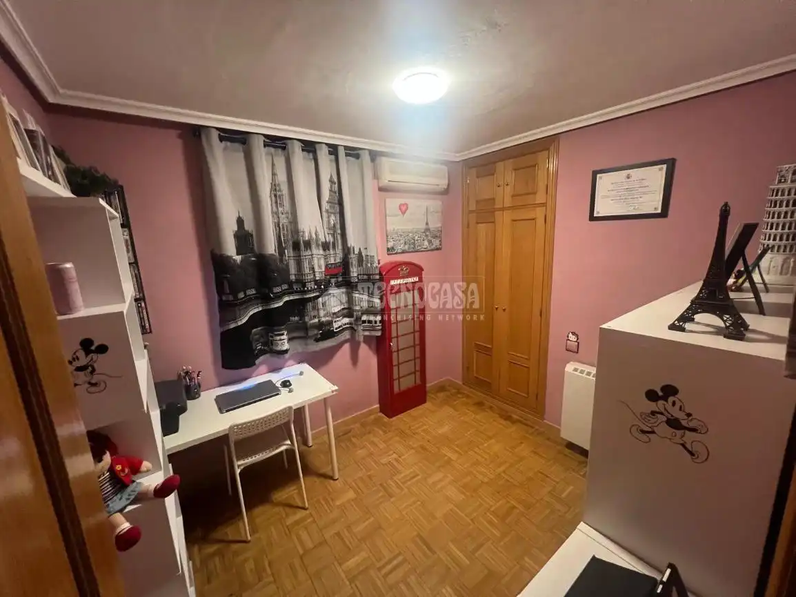 Piso en venta en Parla con Aire acondicionado, Calefacción y Parquet