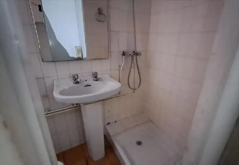 Baño de Piso en venta en A Coruña Capital  con Trastero y Alarma