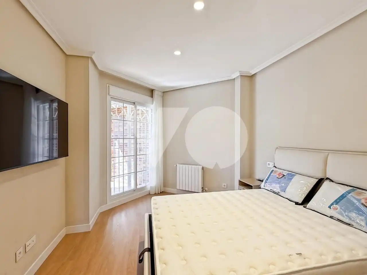 Schlafzimmer von Erdgeschoss zur Miete in Majadahonda mit Heizung, Privatgarten und Terrasse