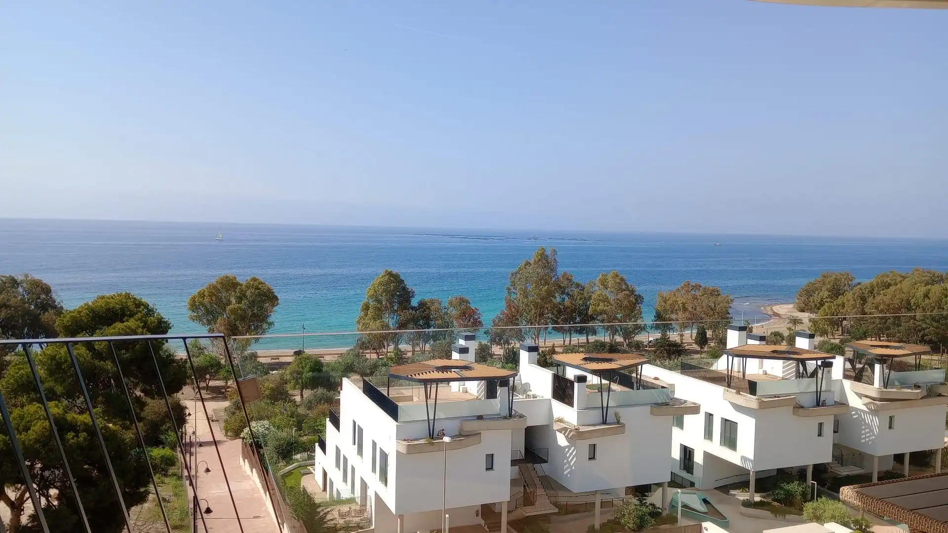 Vista exterior de Ático en venta en Villajoyosa / La Vila Joiosa con Aire acondicionado, Calefacción y Jardín privado