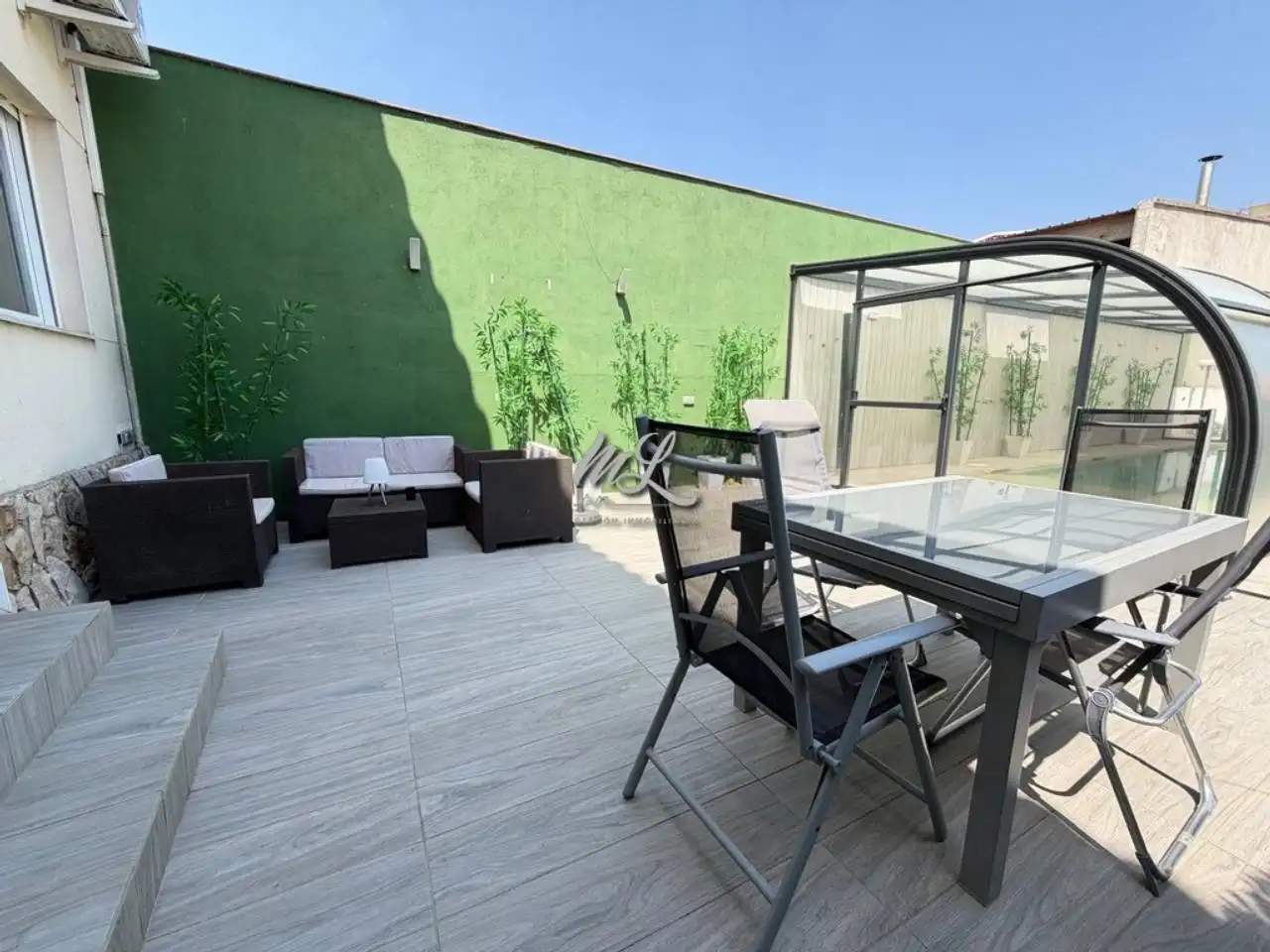Terrassa de Casa adosada en venda en Camarena amb Aire condicionat, Calefacció i Jardí privat
