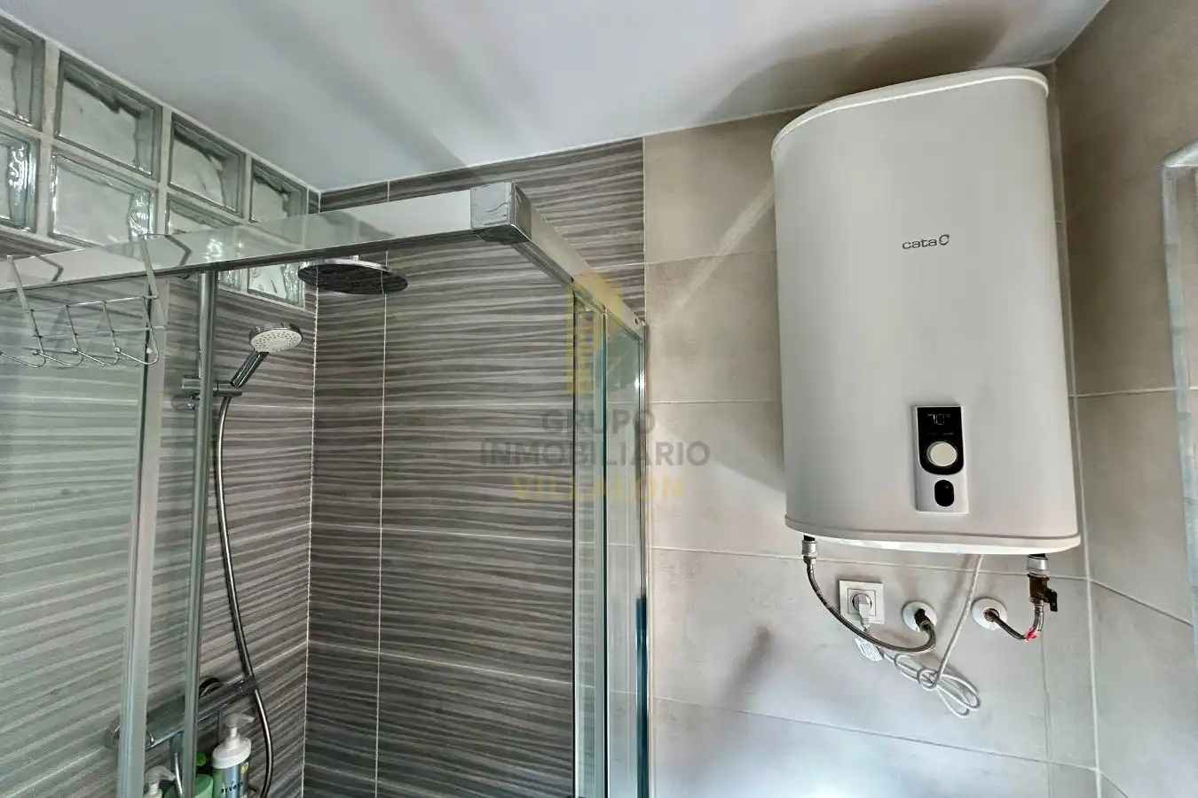 Bathroom of Flat for sale in Trobajo del Camino