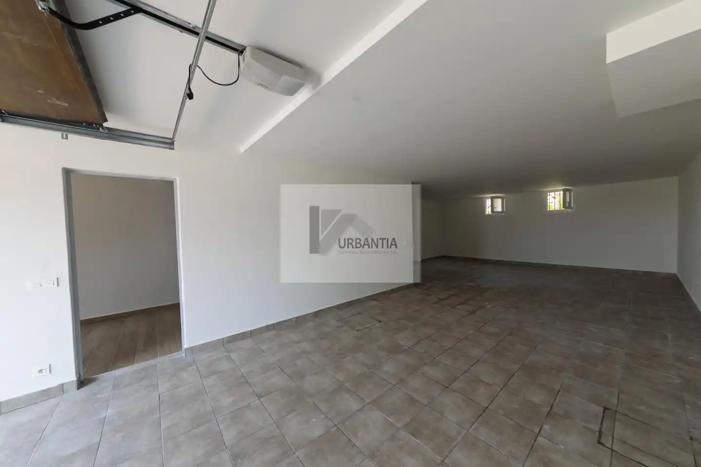 Casa adosada en venda en Larraga amb Calefacció, Terrassa i Balcó