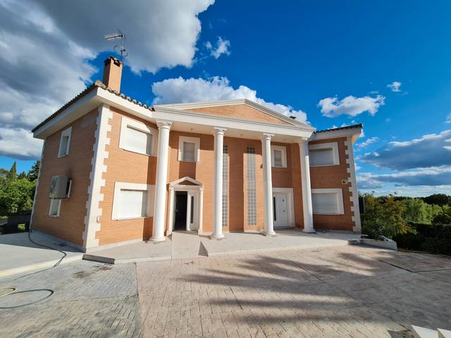Casa-chalet en Alquiler en Calle Valle del Sella en Las Lomas