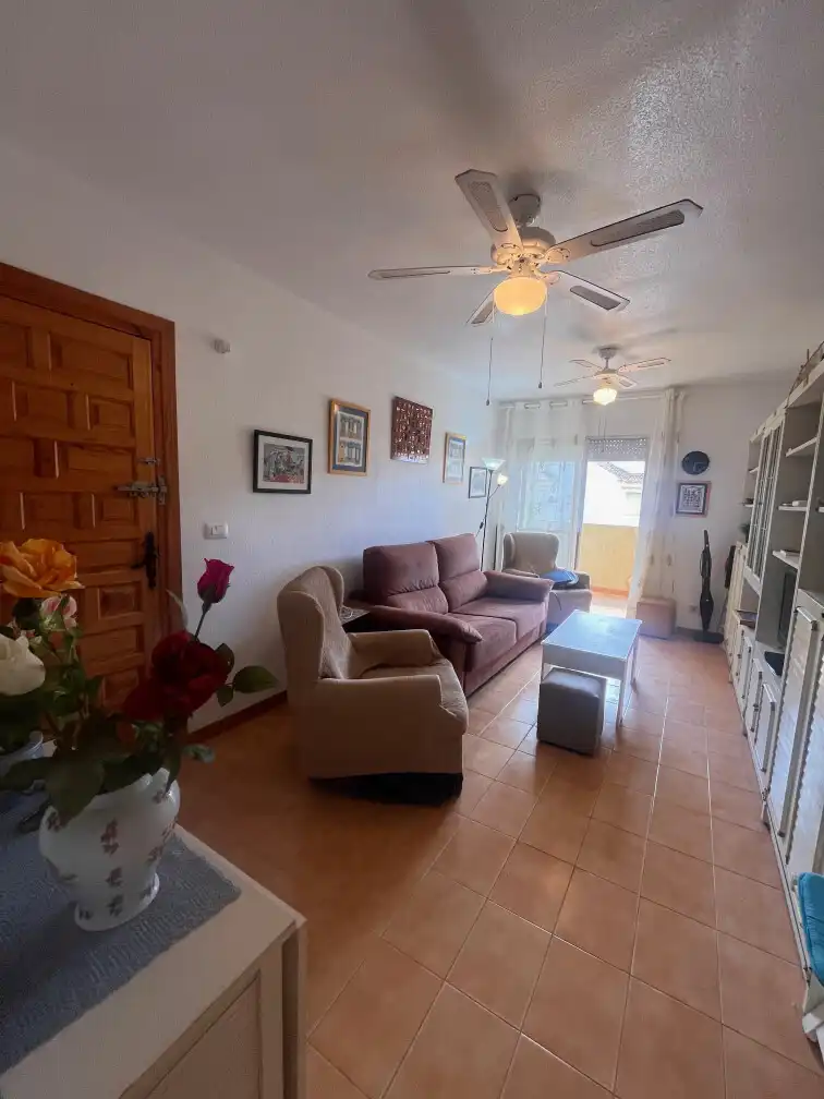 Wohnung zum Verkauf in Los Urrutias