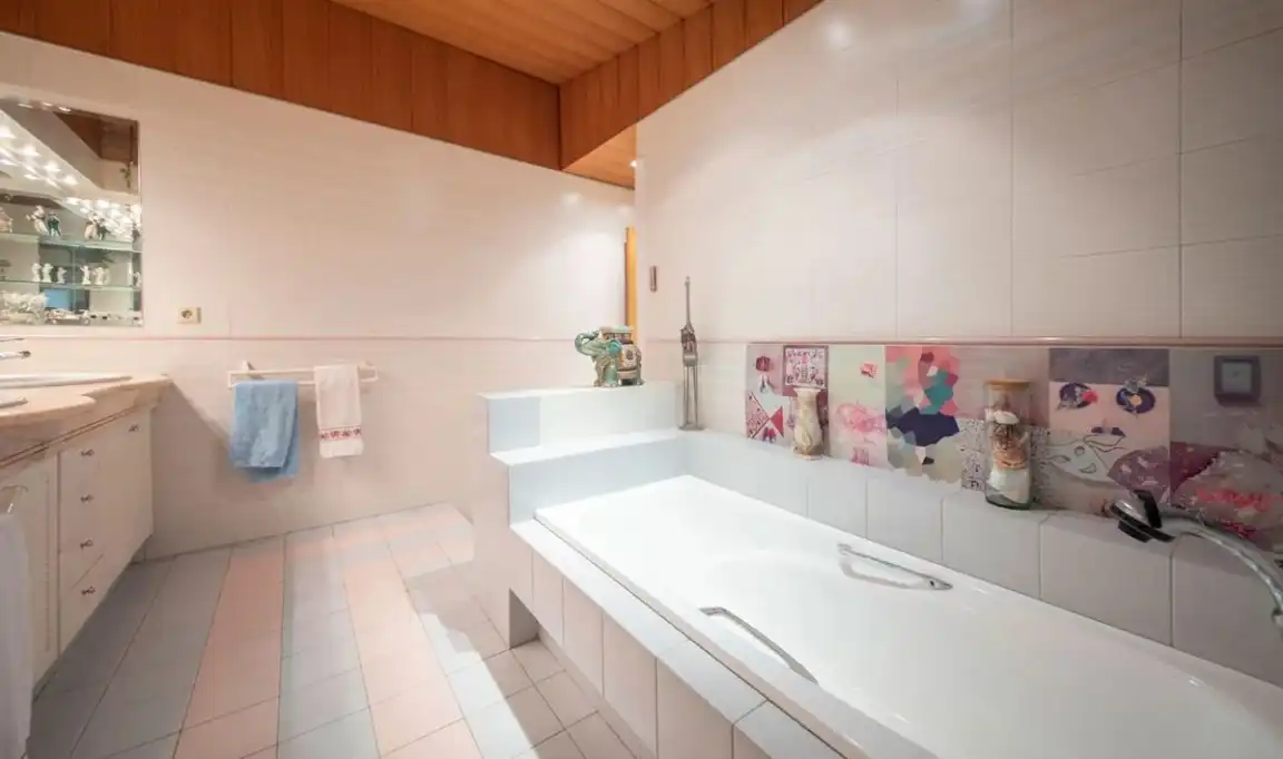 Bany de Casa o xalet en venda en Capellades amb Aire condicionat, Calefacció i Jardí privat