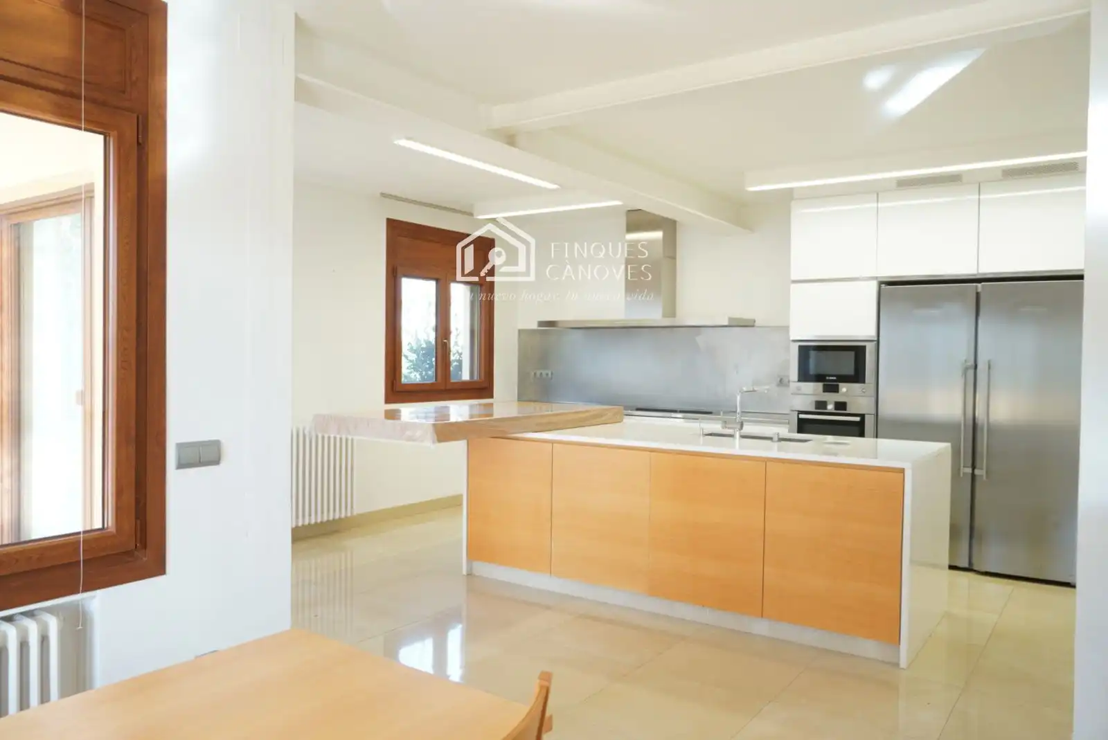 Küche von Haus oder Chalet zum Verkauf in Banyoles mit Klimaanlage, Heizung und Privatgarten