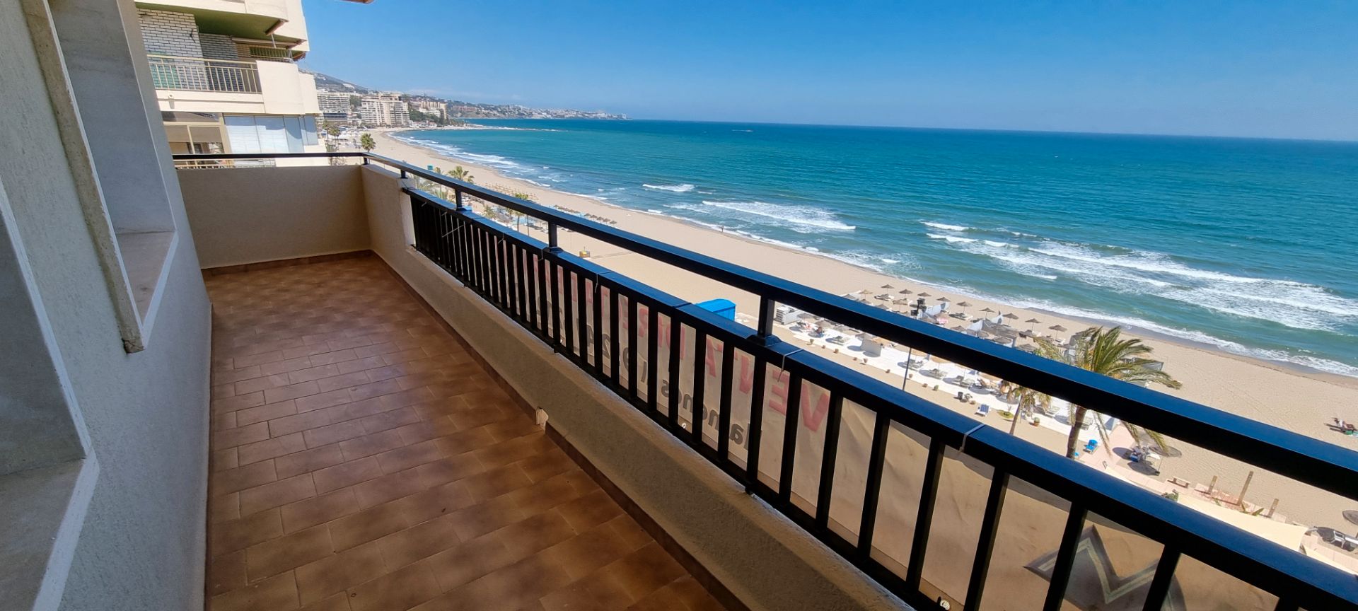 Bedroom of Flat for sale in Fuengirola  with Air Conditioner, Terrace and Storage room