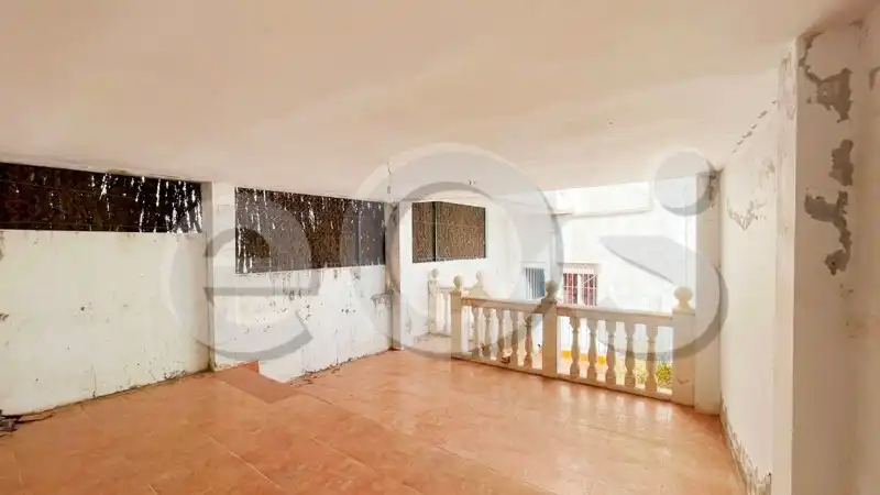 Einfamilien-Reihenhaus zum Verkauf in Cortes de la Frontera