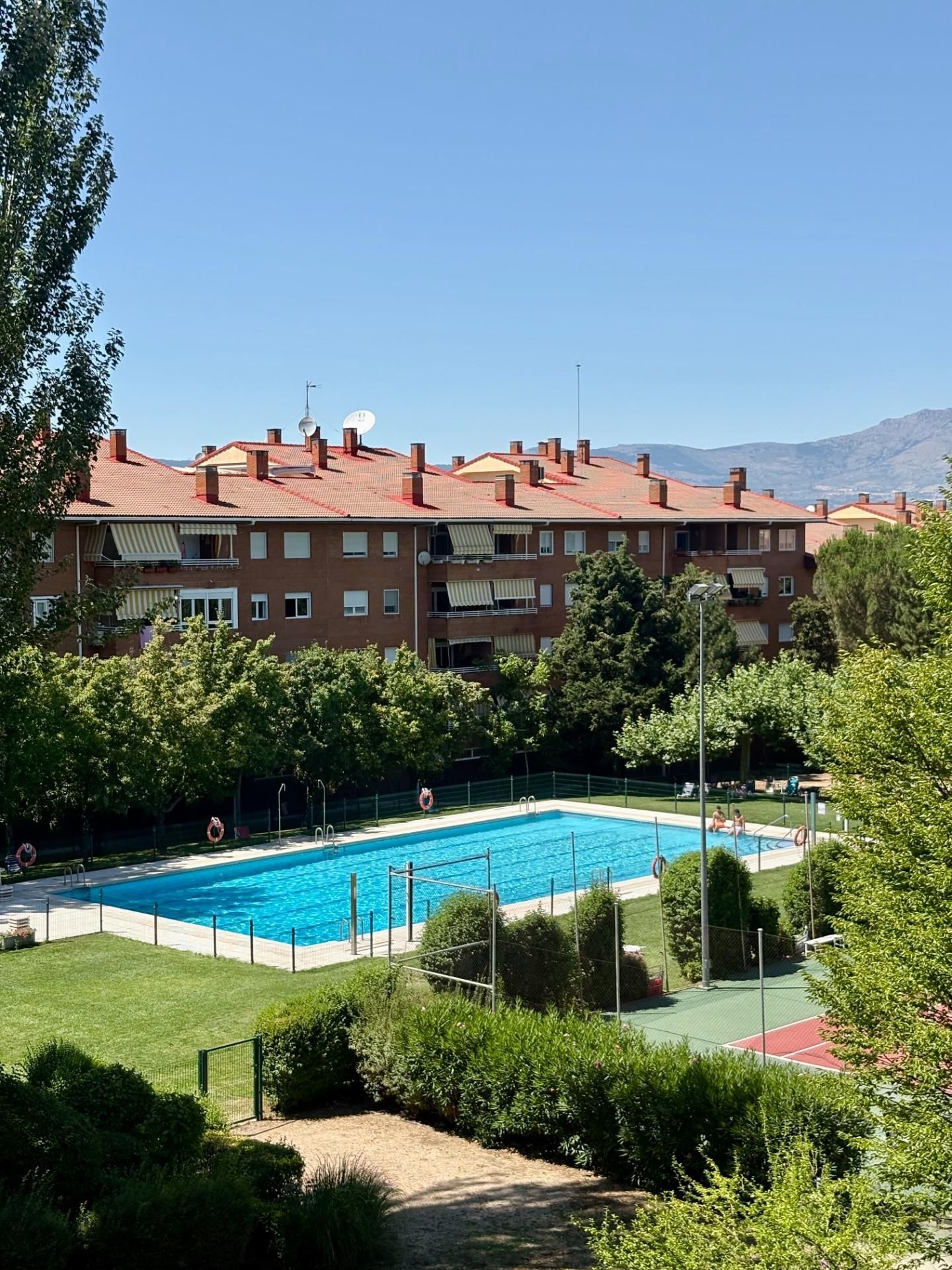 Exterior view of Flat for sale in Collado Villalba  with Heating, Private garden and Terrace