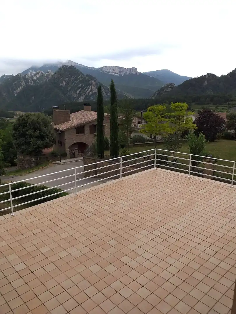 Terrassa de Casa o xalet en venda en Sant Llorenç de Morunys amb Parquet, Terrassa i Traster