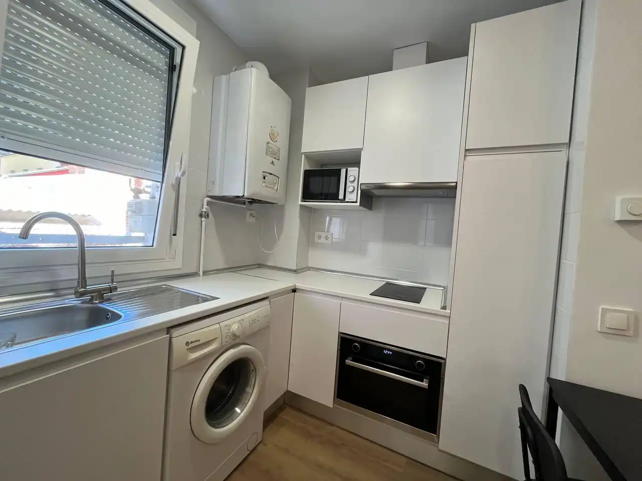 Kitchen of Flat for rent in Madrid