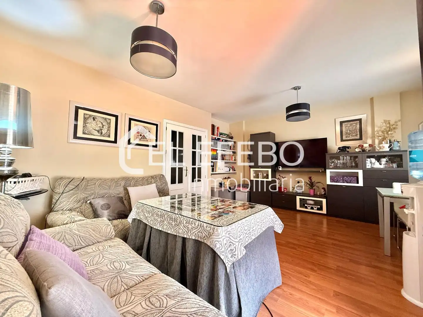 Sala de estar de Casa adosada en venta en Antequera con Aire acondicionado, Calefacción y Parquet