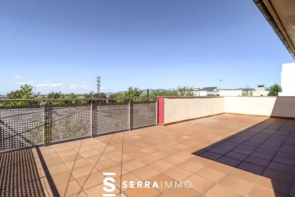 Terrassa de Casa o xalet en venda en Vilafranca del Penedès amb Aire condicionat, Calefacció i Jardí privat