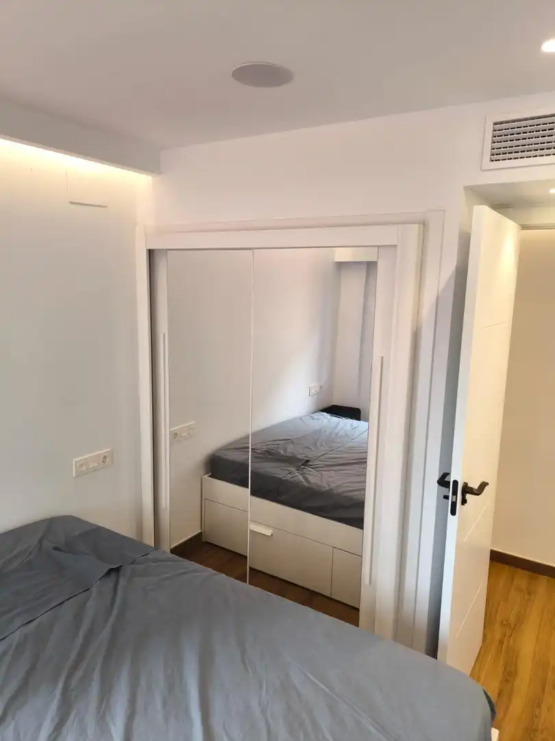 Dormitori de Apartament de lloguer en Granada