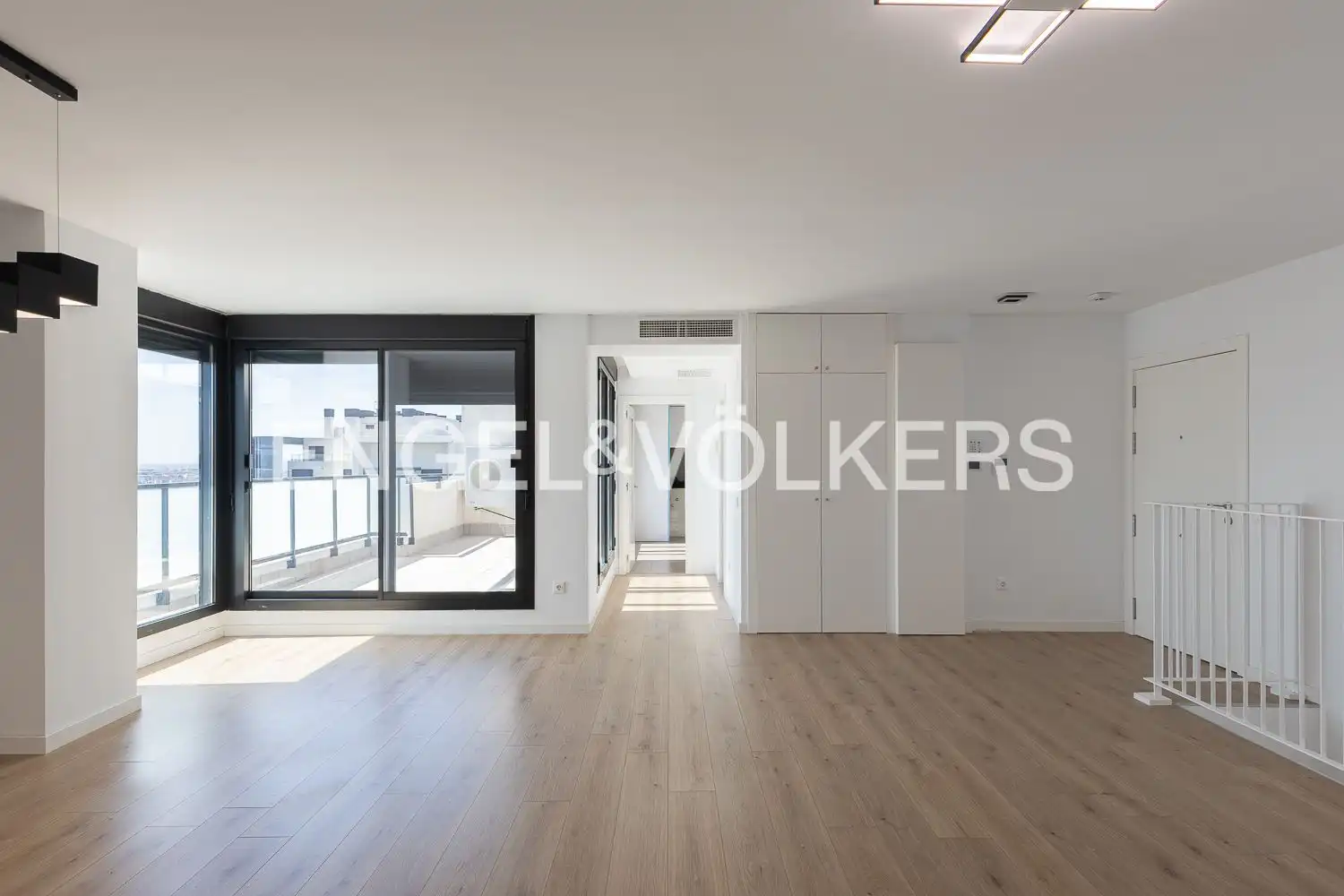 Sala de estar de Ático de alquiler en Valencia con Aire acondicionado, Calefacción y Trastero