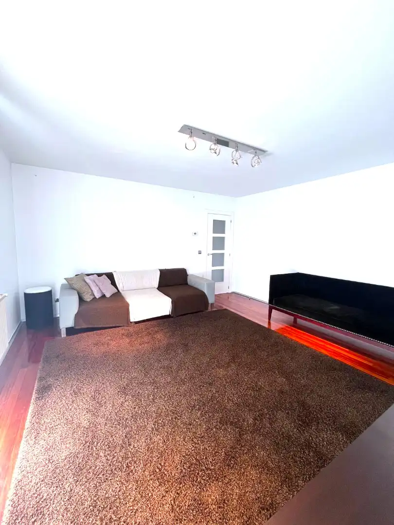Sala de estar de Piso en venta en Castro-Urdiales con Calefacción, Jardín privado y Parquet