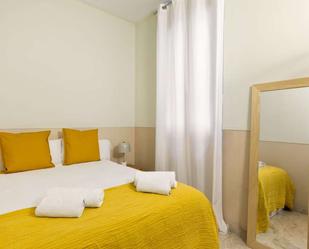 Bedroom of Flat to share in  Barcelona Capital  with Air Conditioner, Heating and Terrace