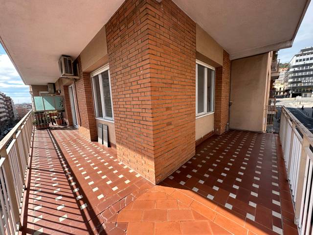 Piso en Venta en La Salut