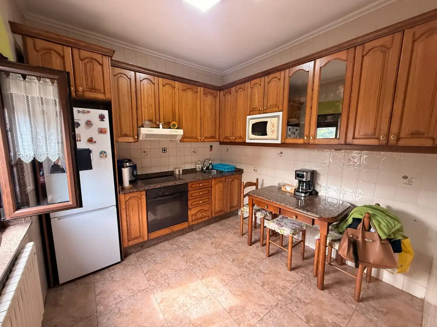 Cocina de Casa o chalet en venta en Oviedo  con Calefacción, Terraza y Trastero