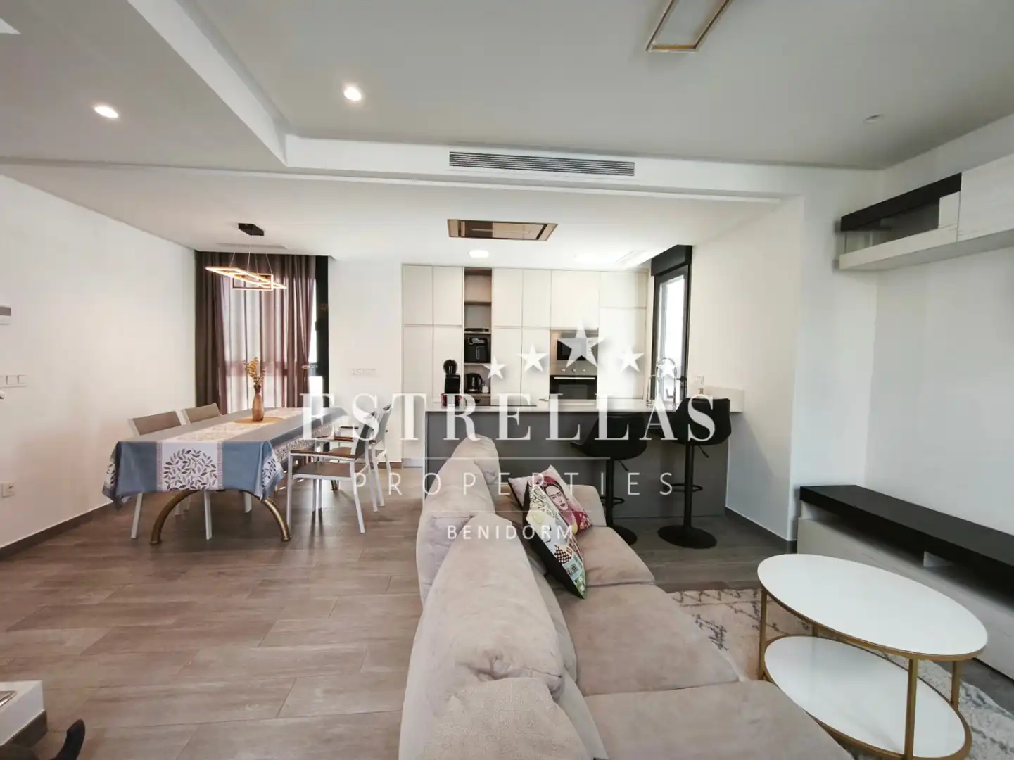 Living room of Houses for sale in El Campello  with Air Conditioner, Heating and Private garden