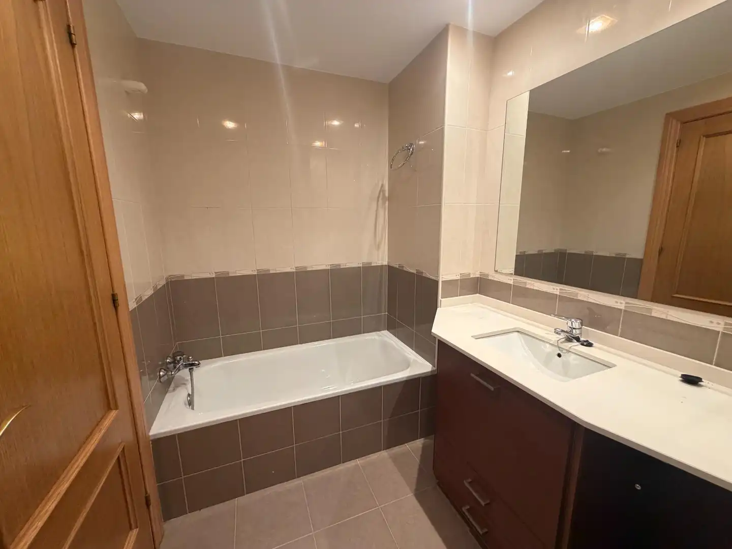 Bathroom of Flat for rent in Nava, Asturias