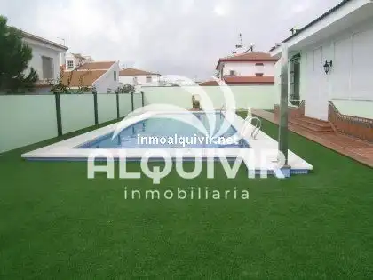 Piscina de Casa o xalet en venda en Almonte amb Calefacció, Terrassa i Traster