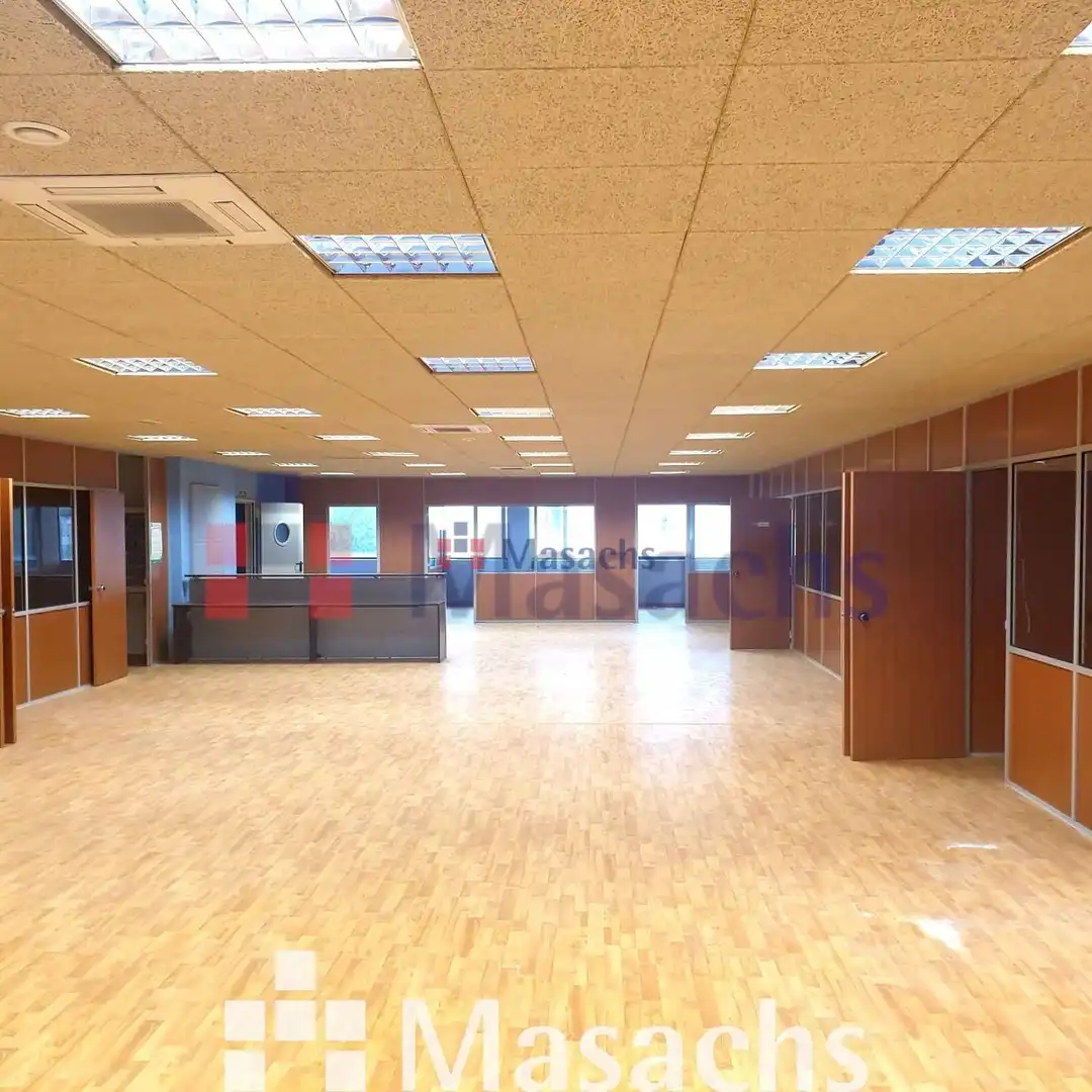 Büro zur Miete in Riudellots de la Selva