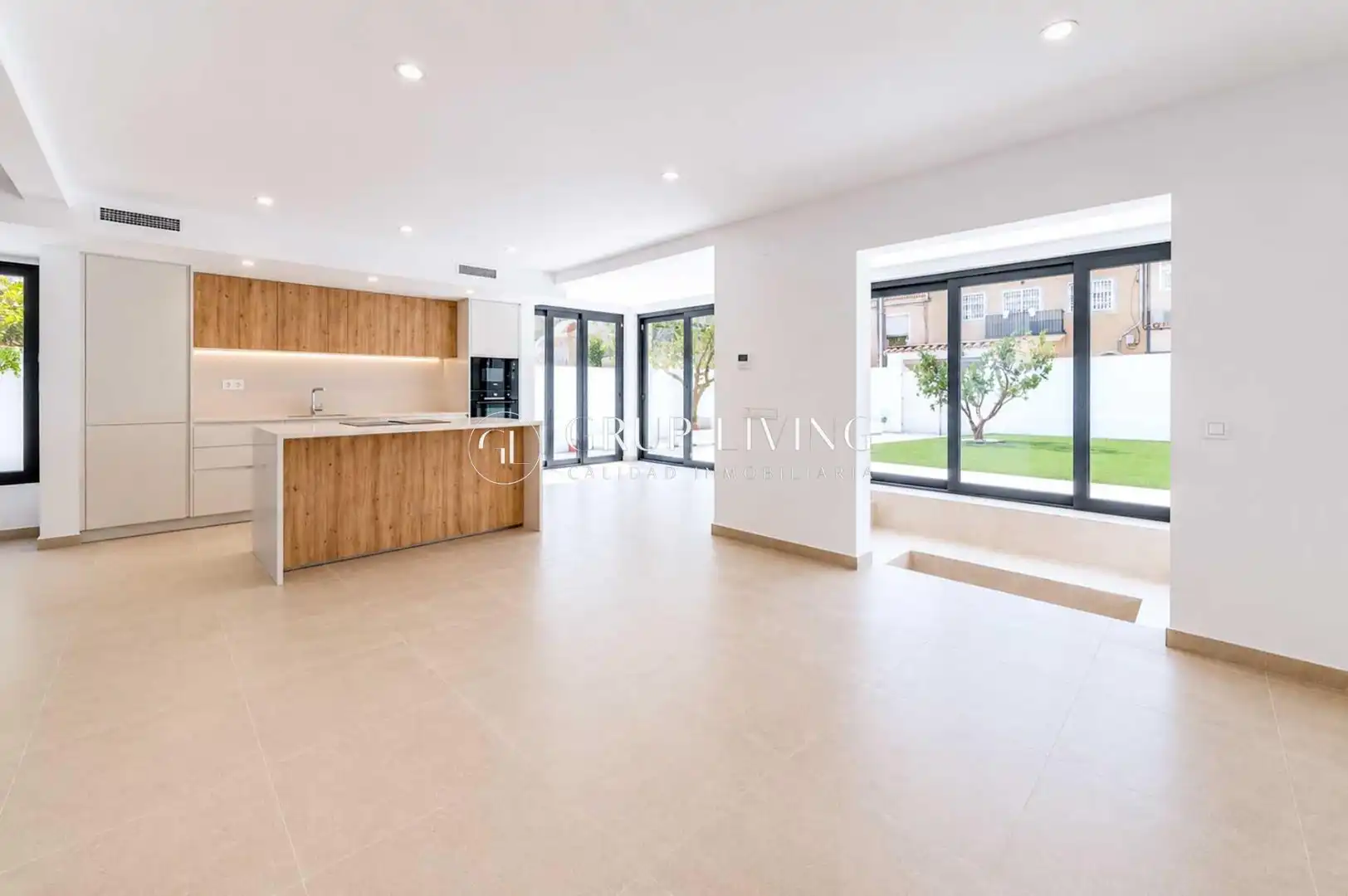 Vista exterior de Casa o chalet en venta en Sant Pere de Ribes con Calefacción