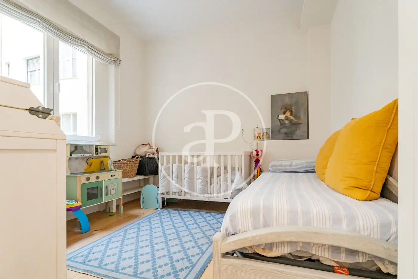 Habitación de Piso en venta en Madrid con Calefacción y Trastero