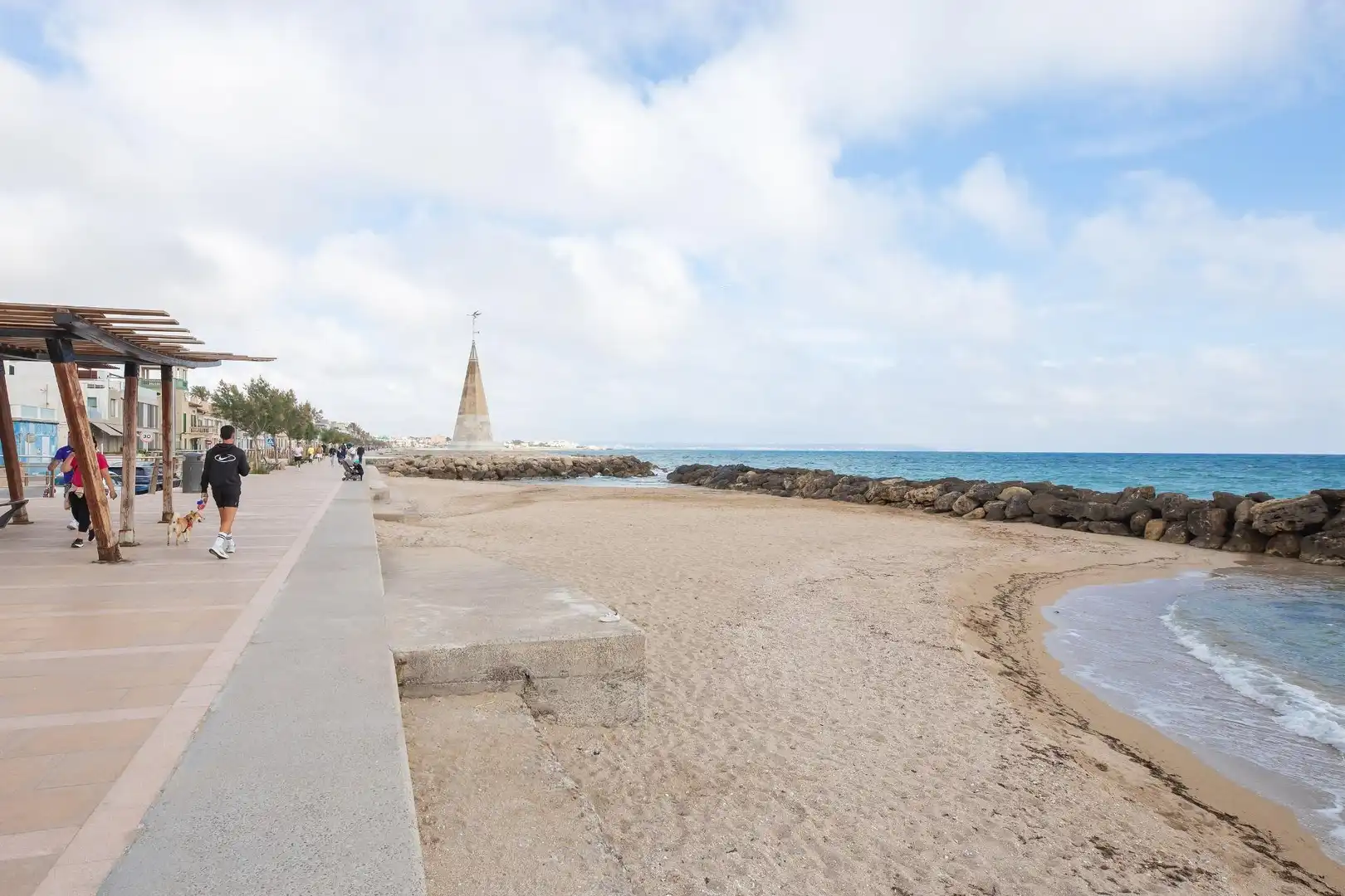 Vista exterior de Edificio en venta en  Palma de Mallorca