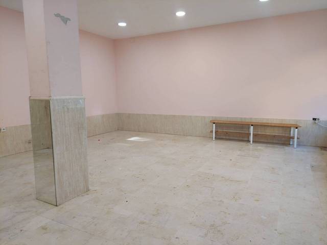 Local comercial en Venta en Puertas del sur - Guadabajaque