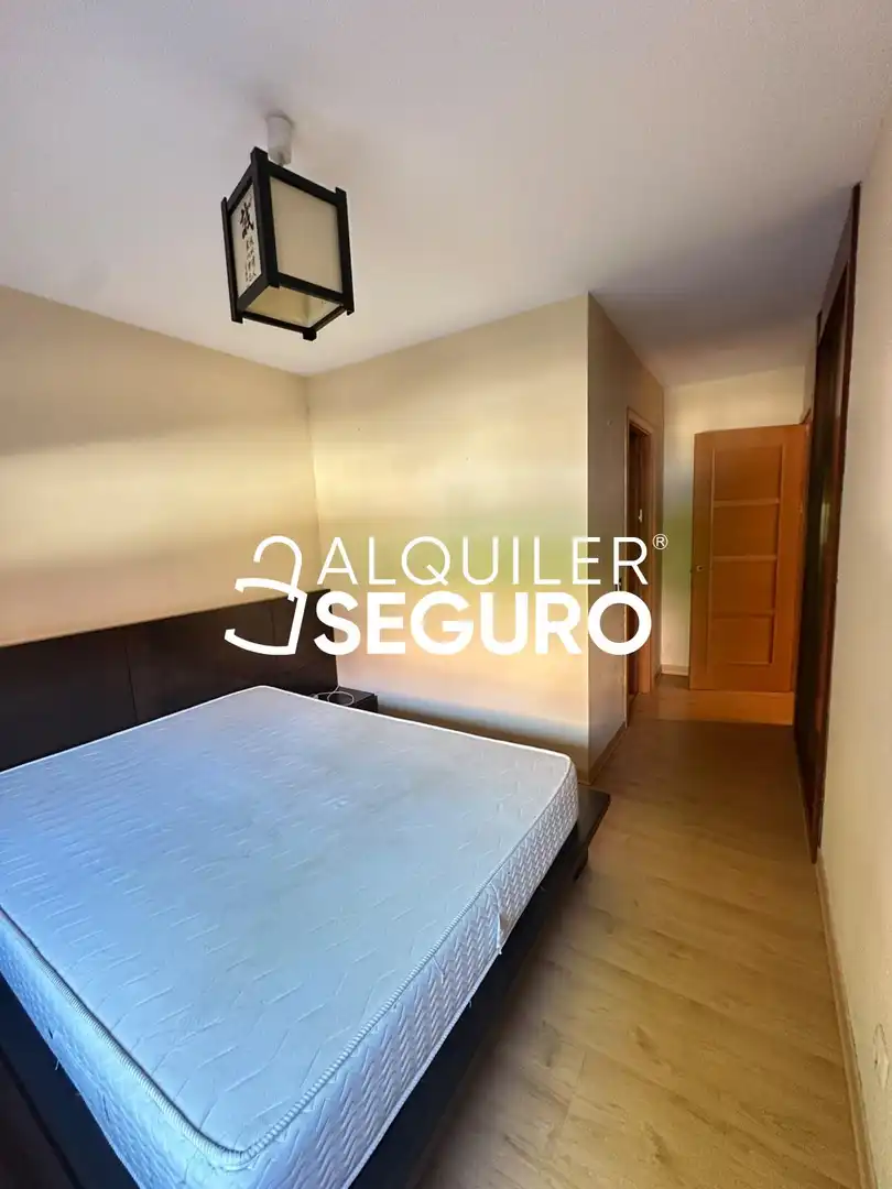 Schlafzimmer von Wohnung zur Miete in Móstoles mit Klimaanlage, Heizung und Schwimmbad