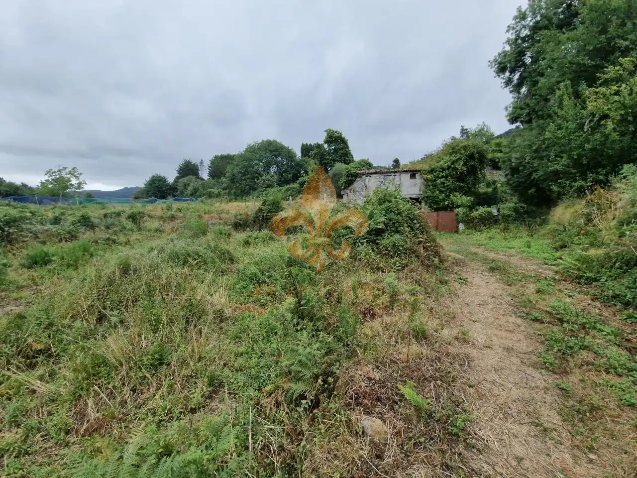 Country house zum Verkauf in Gondomar mit Privatgarten