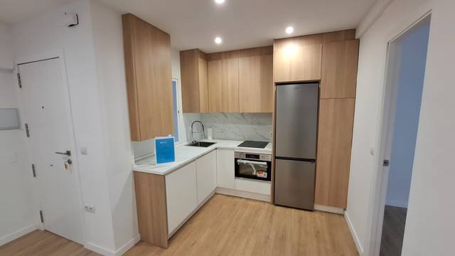 Piso en Venta en Calle Infanta Doña María en Ciudad Jardín - Zoco