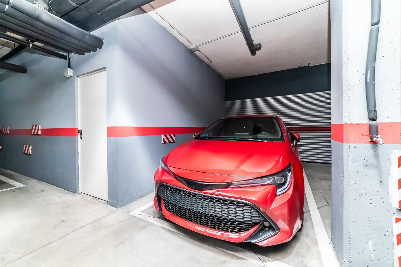 Parking de Piso en venta en Leganés con Aire acondicionado, Trastero y Piscina comunitaria
