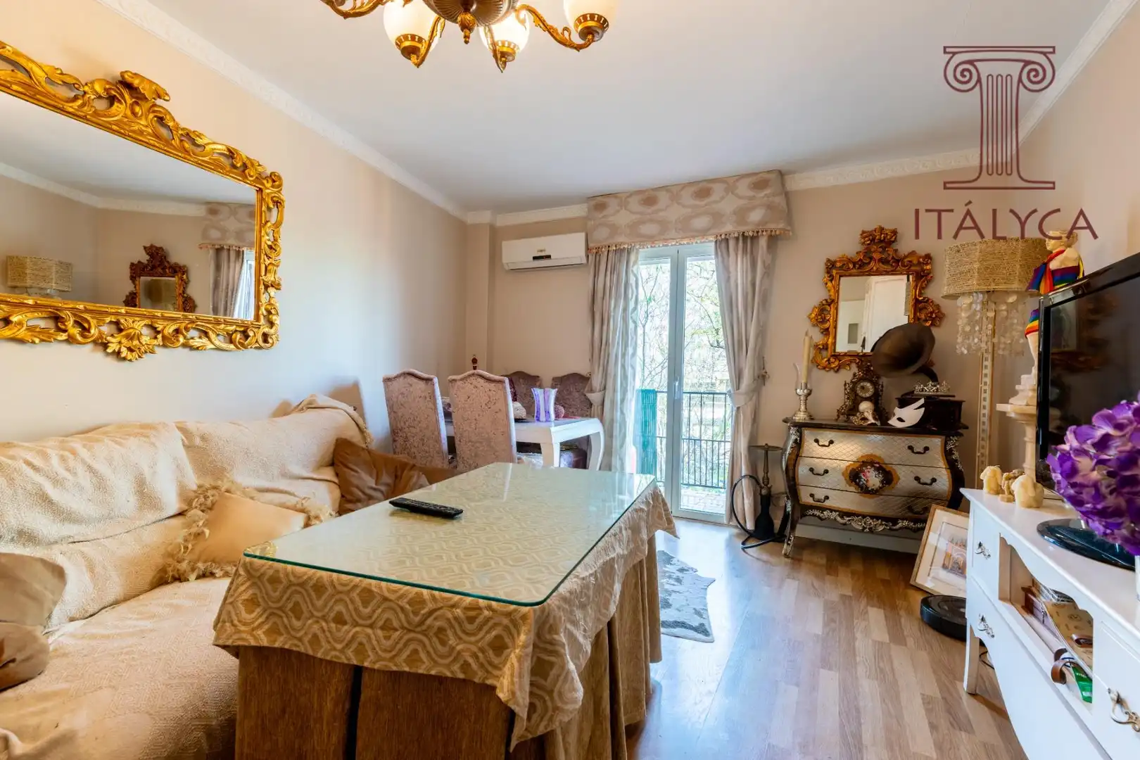 Dining room of Flat for sale in Sevilla  with Air Conditioner, Heating and Terrace