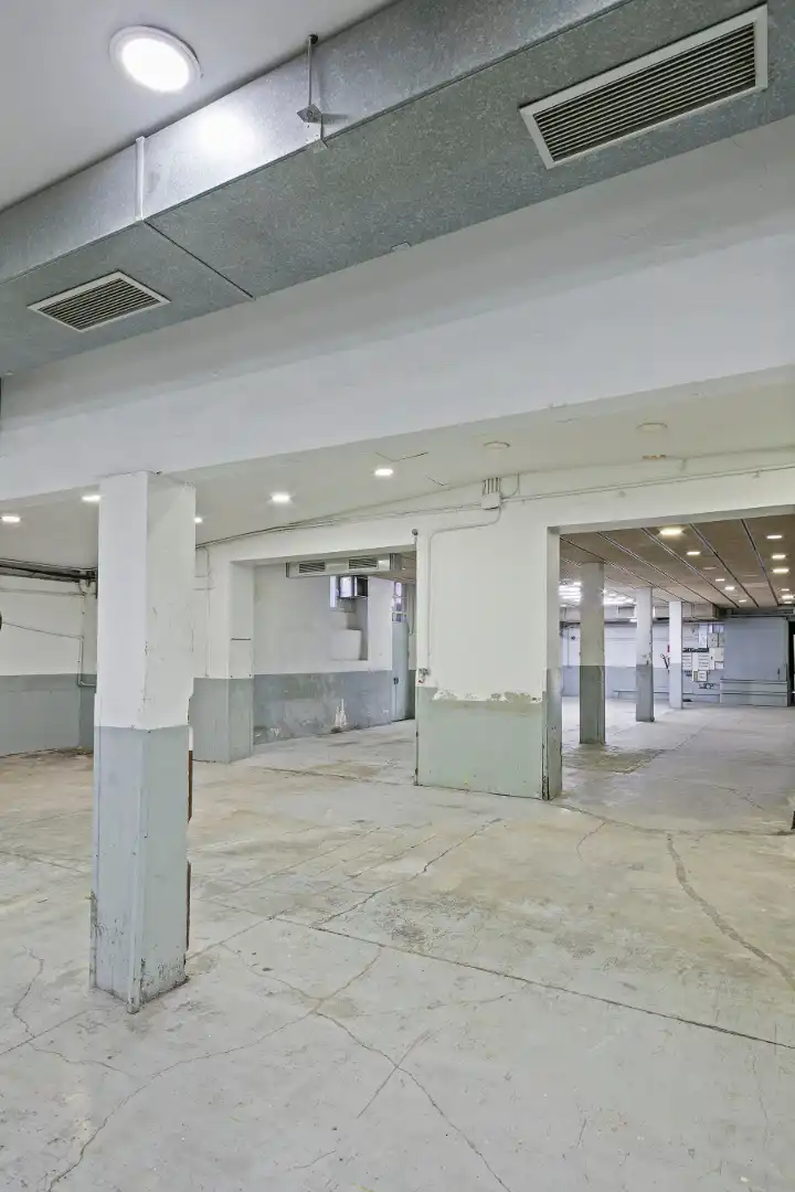 Nau industrial de lloguer en Barcelona