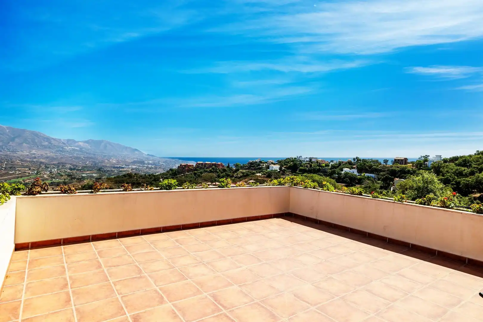 Villa mit Pool zum Verkauf in La Mairena, imagen 25