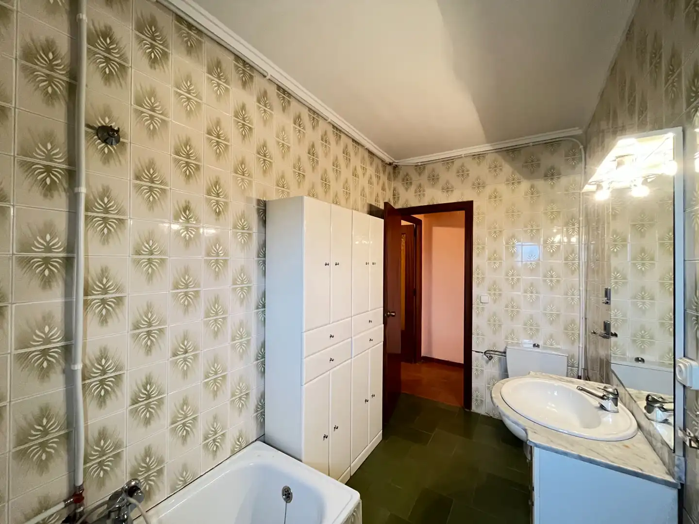 Baño de Casa o chalet en venta en Sagunto / Sagunt con Jardín privado, Terraza y Trastero