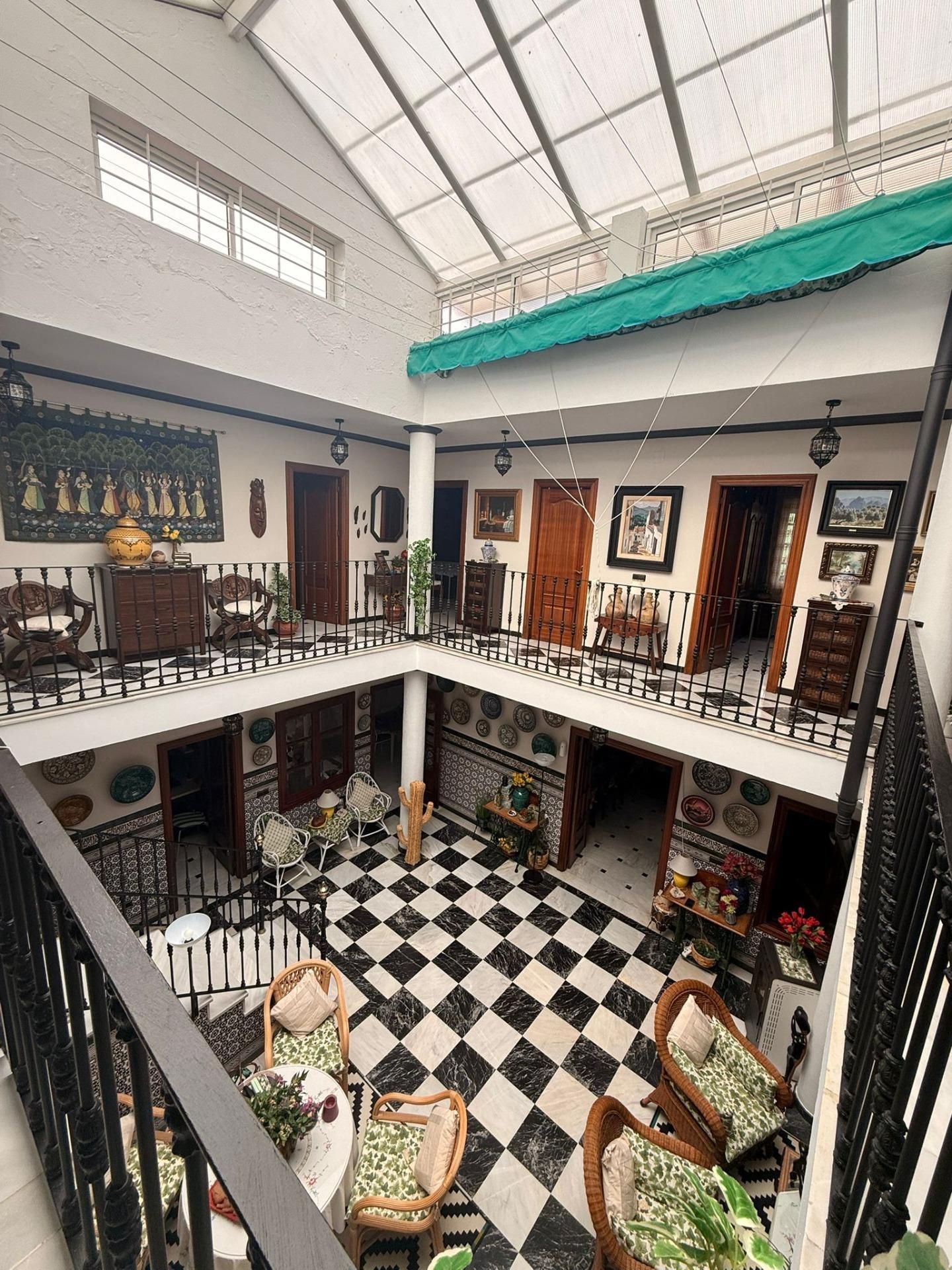 Houses for sale in Algeciras  with Storage room