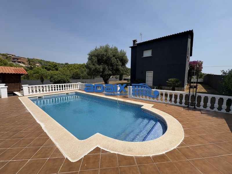 Swimming pool of House or chalet for sale in Roda de Berà  with Swimming Pool