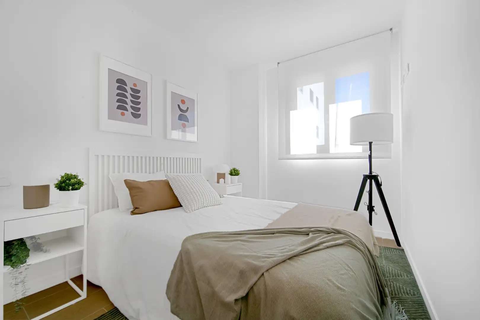 Habitación de Piso en venta en Madrid con Terraza y Piscina comunitaria