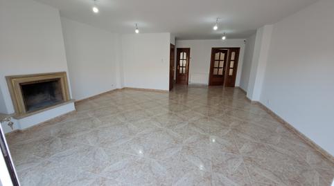 Photo 5 of Single-family semi-detached to rent in Carrer Montjuïc, Vista Alegre, Barcelona