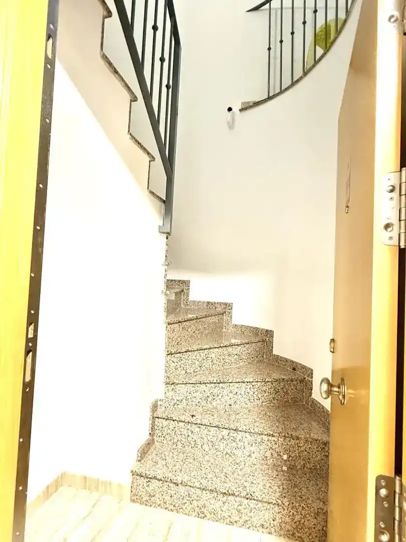 Maisonette zum Verkauf in Almogía mit Möbliert und Balkon