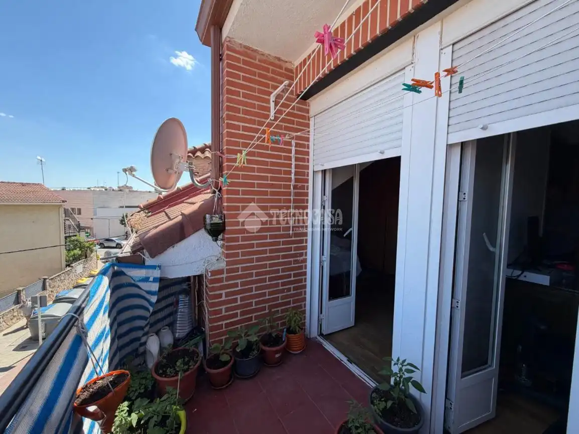 Vista exterior de Piso en venta en Fuente El Saz de Jarama con Aire acondicionado