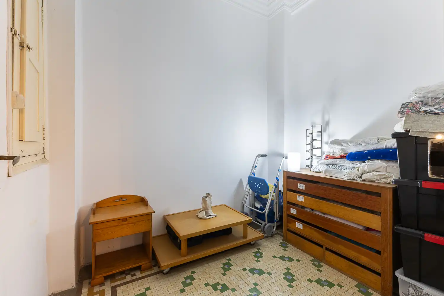 Flat for sale in Valencia  with Heating and Terrace