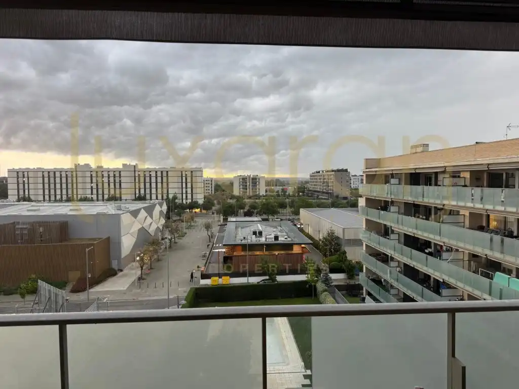Piso con ascensor en venta en Calle Carme Laforet 4, imagen 12