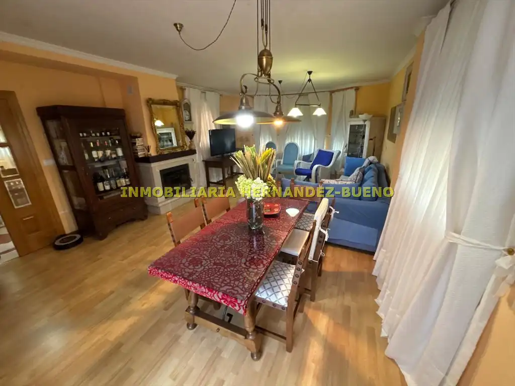 Comedor de Casa o chalet en venta en Buenavista con Calefacción, Jardín privado y Terraza
